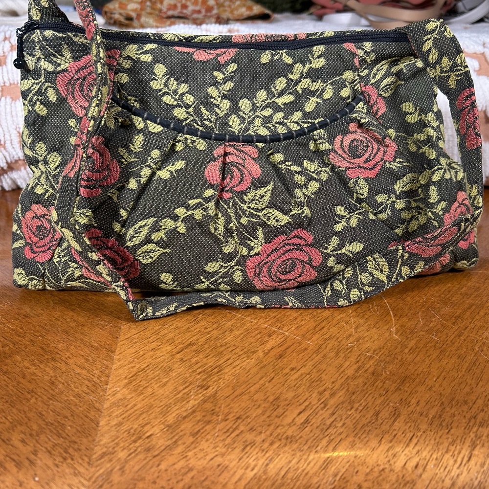 Maruca Design Boulder CO Handmade Tapestry Pleated Shoulder Bag - Vintage Rose - Picture 3 of 9
